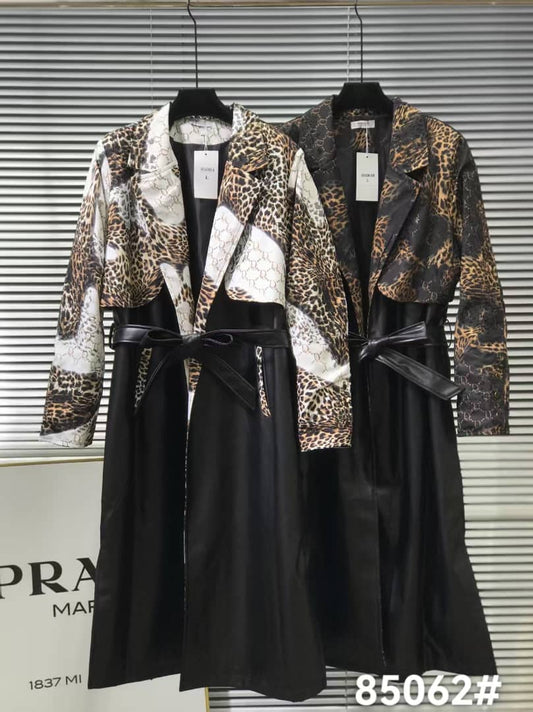 Trench coat disponible en 2 couleurs 😍 Blanc +Noir et noir